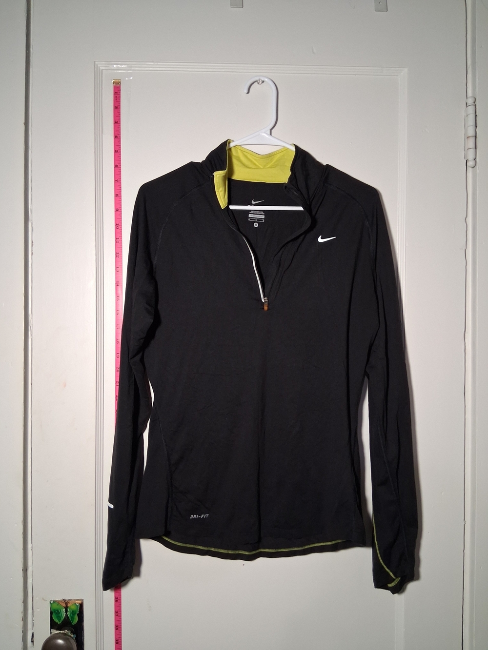 Nike Black Long-Sleeve Pullover with Yellow Accent M